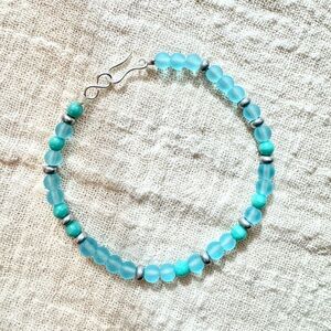 Aqua and Turquoise Beaded Bracelet